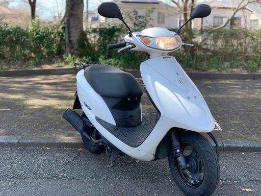 購入者決まりました送料無料も ホンダ ディオ インジェクションモデル 低燃費 4ストロークエンジン　タイヤ新品　ジョグ　レッツ