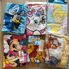 ディズニー　ミッキーマウス　他　バスタオル　毛布　マグカップまとめ