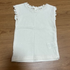 タンクトップ