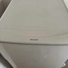 【お話中】SHARP冷蔵庫　137Lの画像