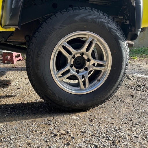 ハイラックスタイヤ