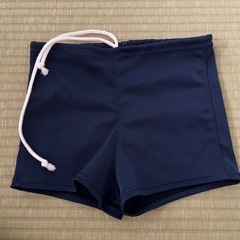 150サイズ　水着　スイミング　プールの画像