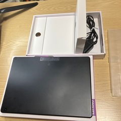  LenobnM10tab Android11美品の画像