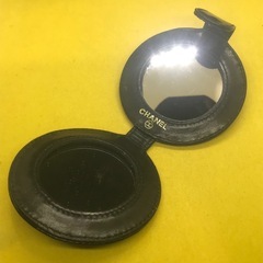 激レア 正規品 シャネル CoCoラウンド2面ミラー ブラックエナメルの画像