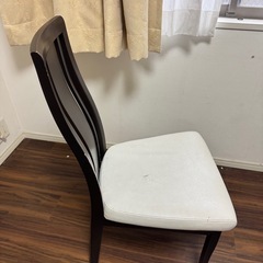 ダイニングチェア2脚の画像