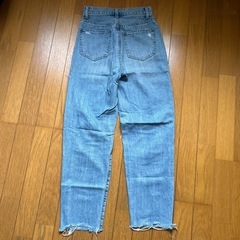 ユニクロ  デニムパンツの画像