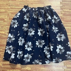 花柄レディーススカート　M