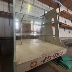 取引中　
棚　シェルフ　ショーケース　昭和レトロ