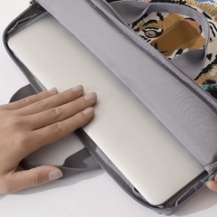 【新品】パソコンケース PCバッグ トラ タイガー ヒョウ柄 ラップトップ カバー 持ち運び おしゃれの画像