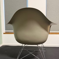 【決まりました】Herman Mille アームシェルチェアの画像