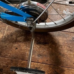 幼児向け補助輪自転車16インチの画像