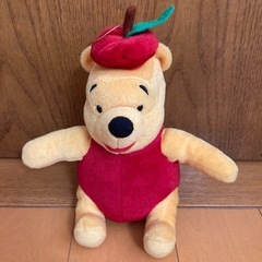 Disney ★ くまのプーさん　りんごver. ぬいぐるみ　希少の画像