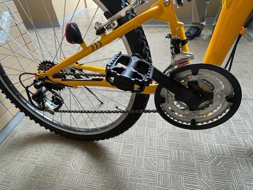 新品　　　折りたたみ自転車