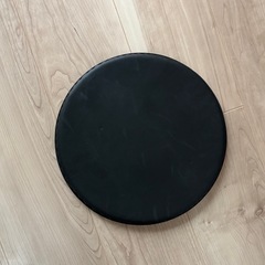 adidas スチール製椅子の画像