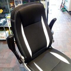 LOWYA オフィスチェア オルカ アーム跳ね上げ式 ブラック OAチェア デスクチェア 札幌市東区 新道東店の画像