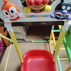 アンパンマンのジャングルジムの画像