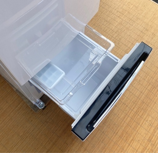 Hisense 150L冷蔵庫　HR-D15C