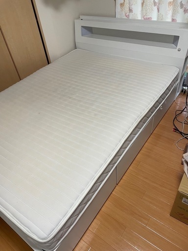 【お取引 決定‼️】ダブルベッドフレーム+マットレス
