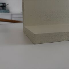 無印良品　壁に付けられる家具棚 オーク材突板　ライトグレー44cm （美品）　差し上げますの画像
