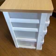 天板付き　衣装ケース　の画像