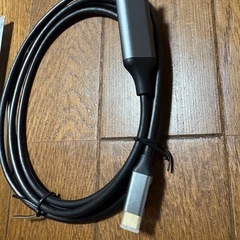 スマホ映像をモニターに出力♩USB-C からDP 変換ケーブル　未使用品の画像