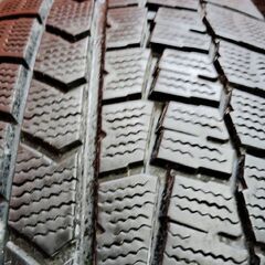 DUNLOP WINTER MAXX WM02 205/60R16 16インチ スタッドレス 4本 20年製 ステップワゴン ヴォクシー ジューク等　(KTE239)の画像
