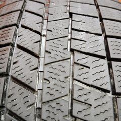 DUNLOP WINTER MAXX WM03 205/60R16 16インチ スタッドレス 4本 20年製 ステップワゴン ヴォクシー ノア ジューク等　(KTL343)の画像
