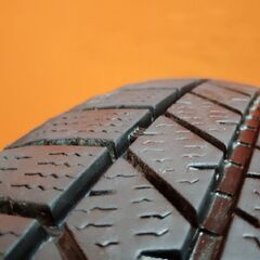 DUNLOP WINTER MAXX WM03 205/60R16 16インチ スタッドレス 4本 20年製 ステップワゴン ヴォクシー ノア ジューク等　(KTL343)の画像