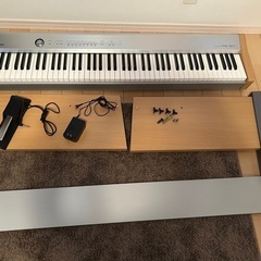 電子ピアノの画像