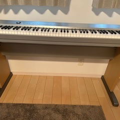 電子ピアノの画像