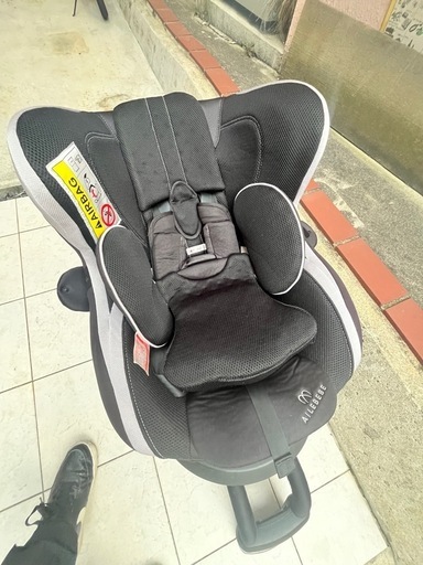 エールべべ　チャイルドシート　ISOFIX