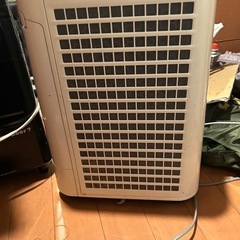 缶ビール製氷@温冷機と空気清浄加湿器の画像