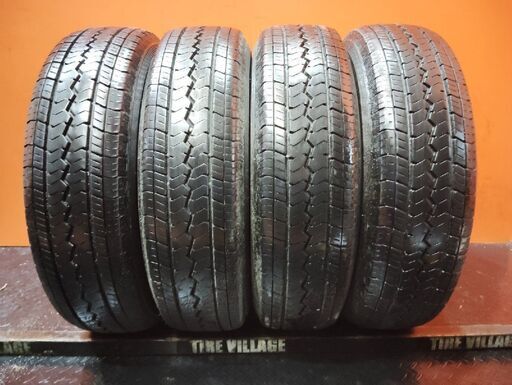 TOYO V-02e 195/80R15 107/105L LT 15インチ 夏タイヤ 4本 24年製 バリ 