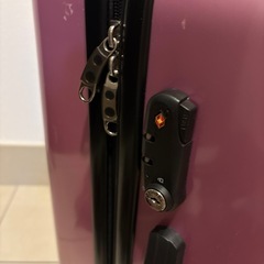 スーツケース　キャリーケースの画像