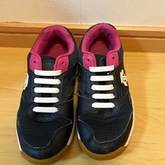 値下げしました⭐︎バレーシューズ