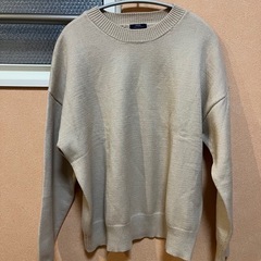 アーバンリサーチ　ニット　Mサイズ　美品の画像