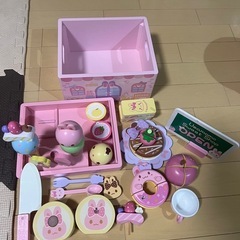 マザーガーデン　木製おままごと　うさももスイーツショップ
の画像