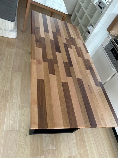 ダイニングテーブル