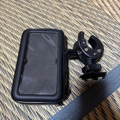 スマホホルダー　バイク