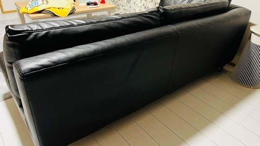 決まりました3人がけソファ La Casa Picco