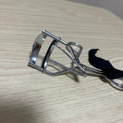 アニエス ベー アイラッシュカーラーの画像
