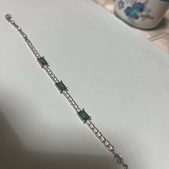スワロフスキー✨️エメラルド✨️美品の画像
