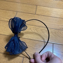 早い物勝ち　カチューシャ　2個セット　黒　ネイビー　リボンの画像