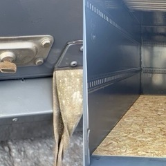 ✨️人気シャッター✨️ No.900 アルミバン 2t 車  アルミ 箱 バイク 倉庫 トラック コンテナ 米 保管庫 物置 DIYの画像