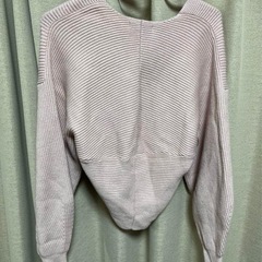 EMODA ピンク クロスオーバー長袖ニットの画像