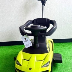 ランボルギーニ グリーン色の車型手押し車 乗用おもちゃ