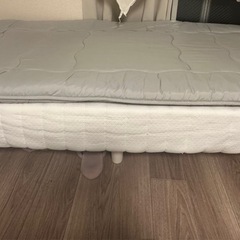 シングルベッド