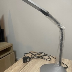 調光式デスクライト