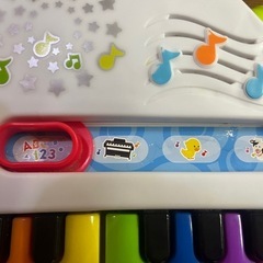 マテル(MATTEL) フィッシャープライス(fisher price) バイリンガル・わくわくピアノ 【6~36カ月】【赤ちゃん おもちゃ】【知育・英語・外国語】の画像