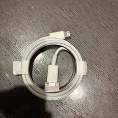 iphone ケーブル